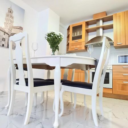 Apartments Andrea Сплит Екстериор снимка