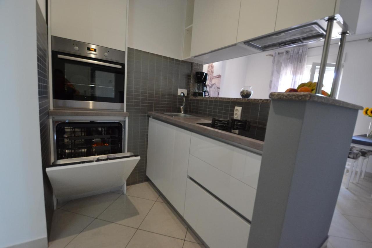 Apartments Andrea Сплит Екстериор снимка