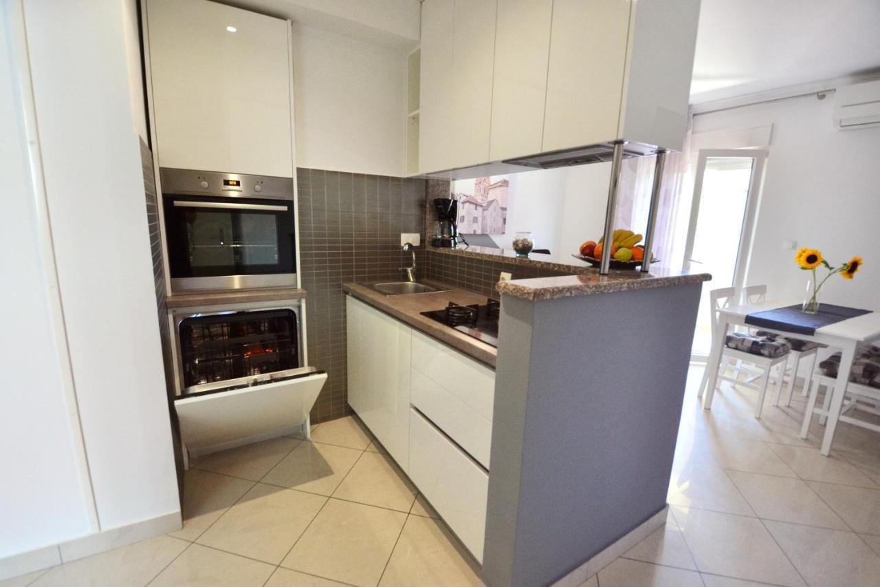 Apartments Andrea Сплит Екстериор снимка